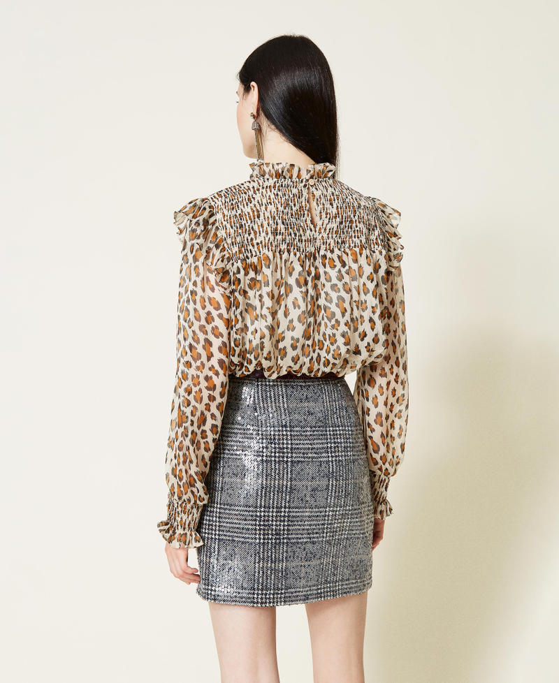 Blusa de crep&eacute; con estampado animal print Estampado Animal Print Blanco &laquo;Nieve&raquo; Mujer 212TT2260-03