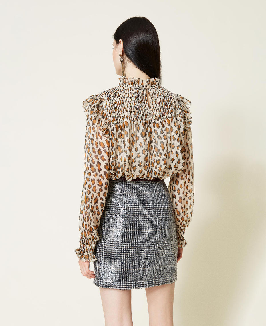 Blusa de crep&eacute; con estampado animal print Estampado Animal Print Blanco &laquo;Nieve&raquo; Mujer 212TT2260-03