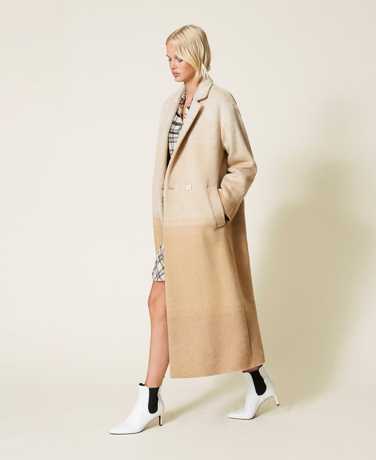 Wool blend coat beige top