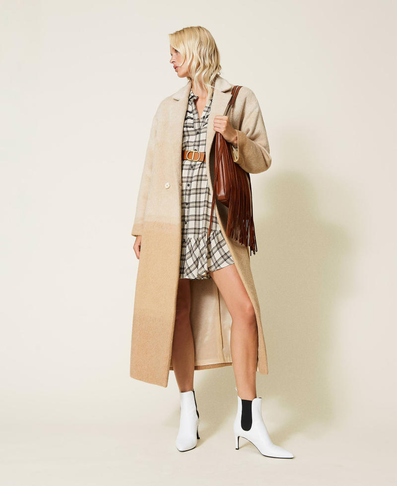 Wool blend long coat “Golden Rock” Beige /”Creme Brulè” Beige Fadeout Cloth Woman 212TT2310-0T