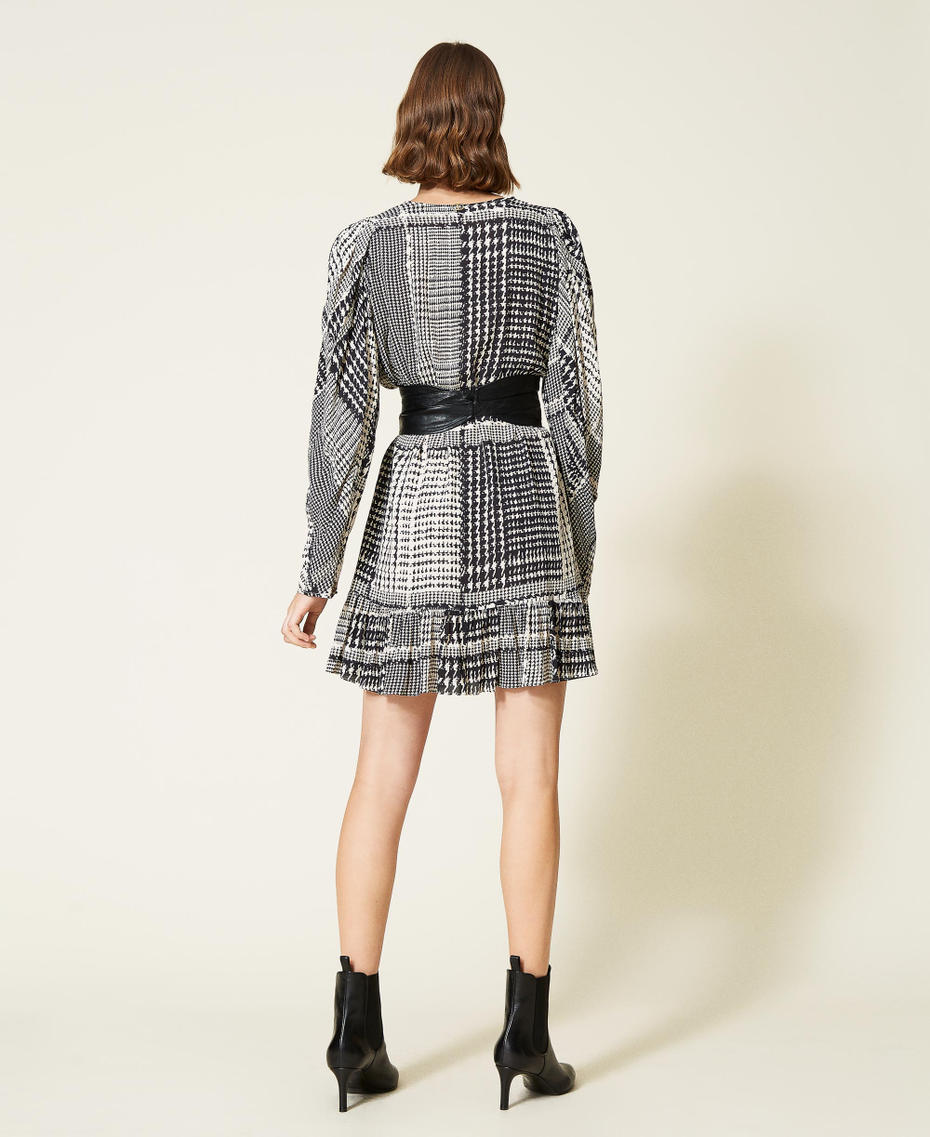 Dress with houndstooth print Two-tone Black / “Snow” White Check Print Woman 212TT234C-03