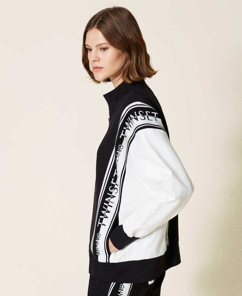 Two-tone knit sweatshirt with logo Bicolour Black / "Snow" White Woman 212TT2380-04