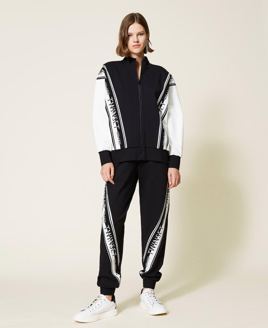 Joggers de punto con logotipo Bicolor Negro / Blanco "Nieve" Mujer 212TT2383-03