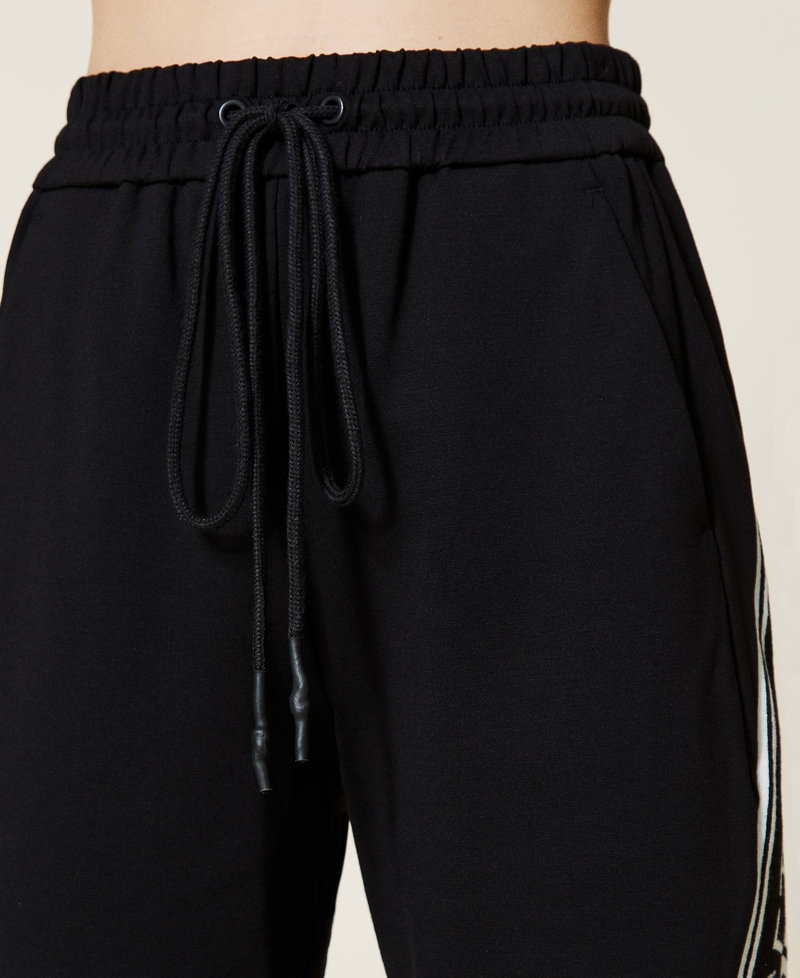 Pantalon de jogging en maille avec logo Bicolore Noir / Blanc Neige Femme 212TT2383-05