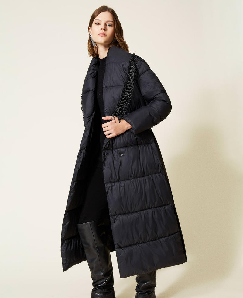 Steppmantel mit Perlchenfransen Schwarz Frau 212TT2450-05