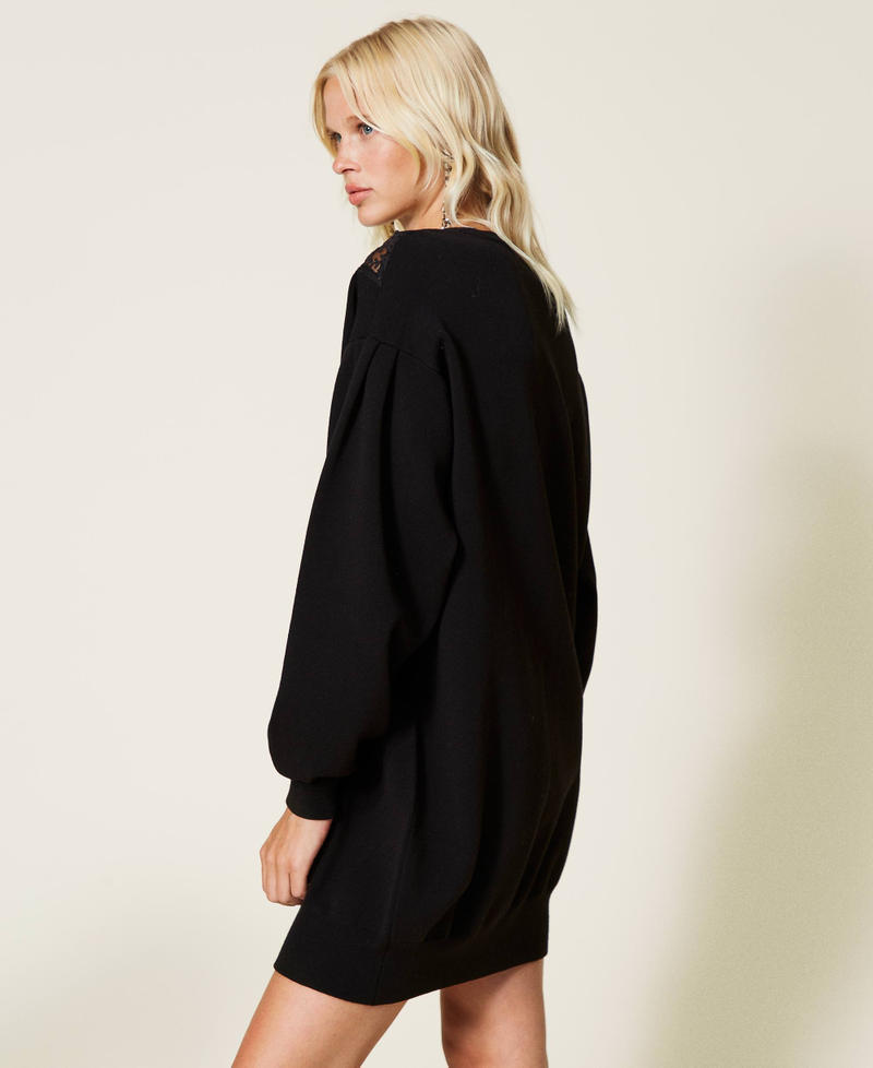 Strickkleid mit Spitze und Logo Schwarz Frau 212TT3041-02