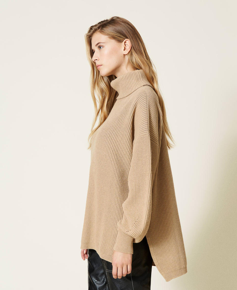Maxi maglia in misto lana a coste Beige "Golden Rock" Donna 212TT3302-01