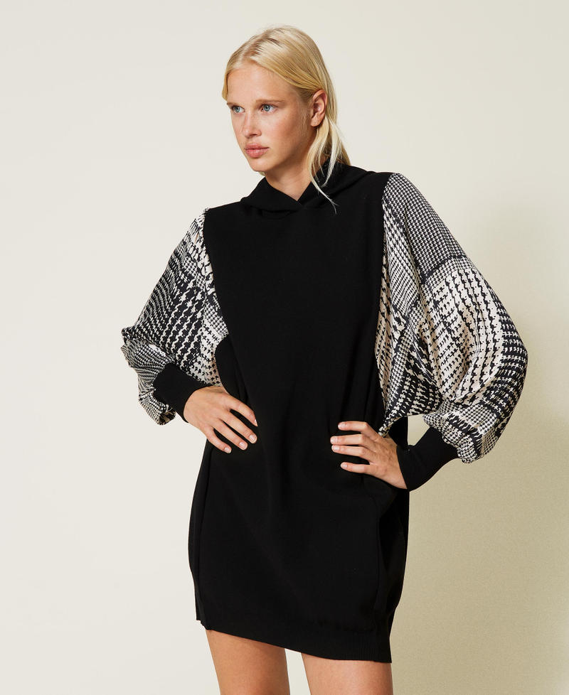 Knit dress with twill sleeves Two-tone Black / Two-tone “Snow” White Check Print Woman 212TT3350-02