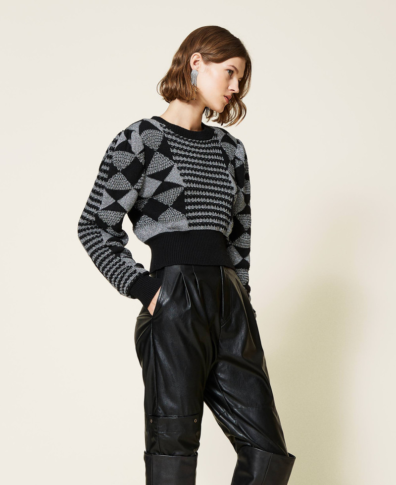 Victoria® | Pull tricoté de couleur géométrique – Adèle La Mode