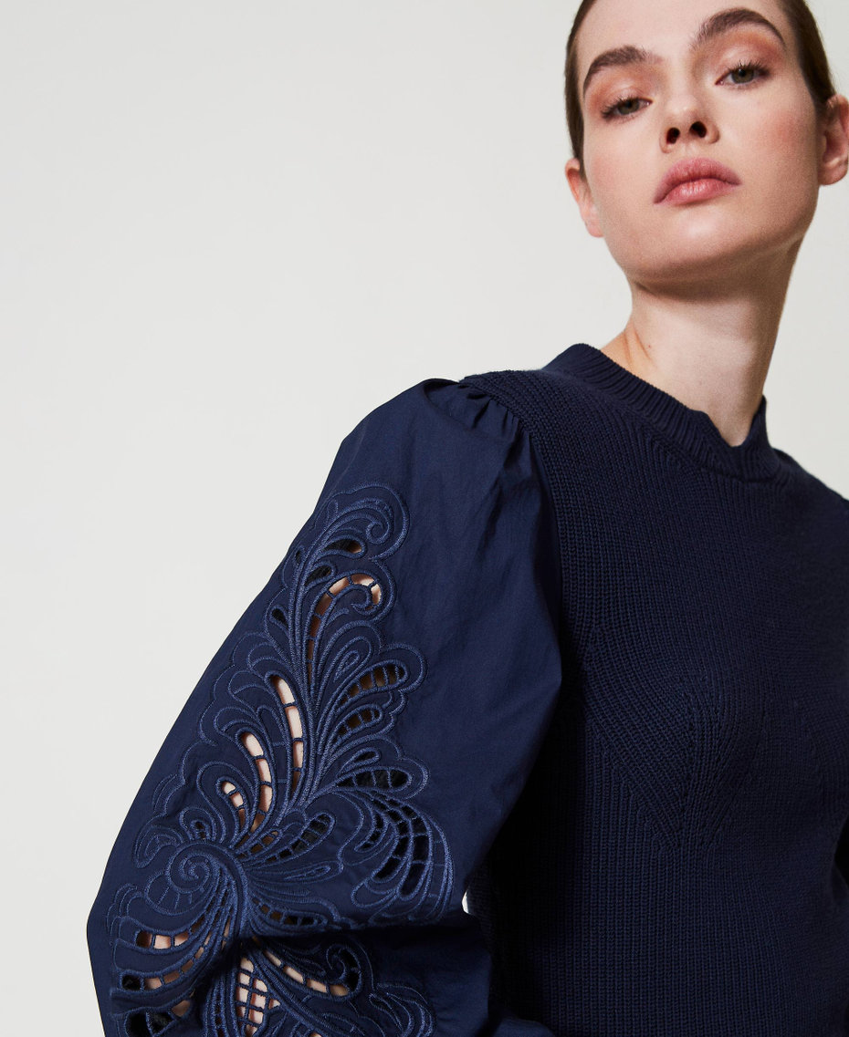 Turtleneck jumper with embroidered sleeves Blue Night Woman 251TP3180_00238_04