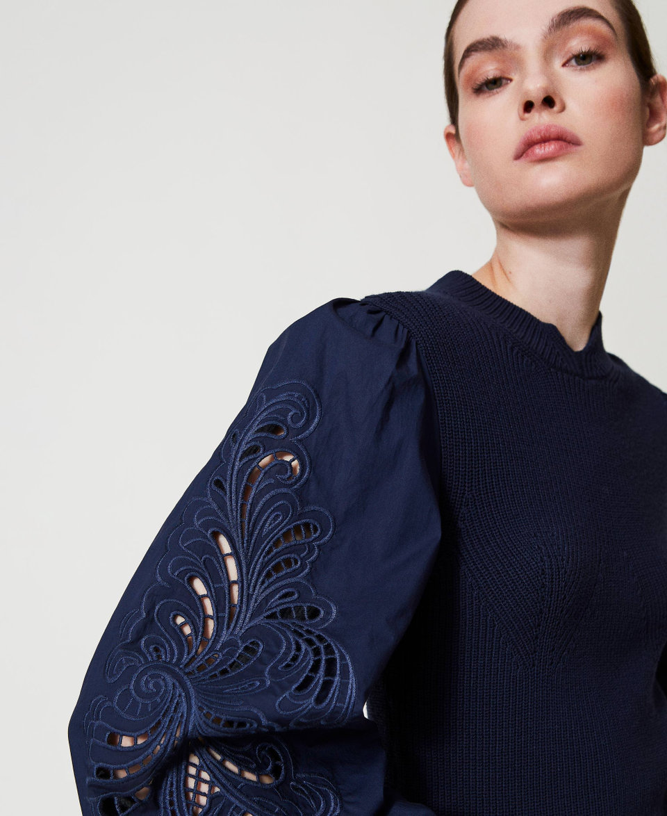 Turtleneck jumper with embroidered sleeves Blue Night Woman 251TP3180_00238_04