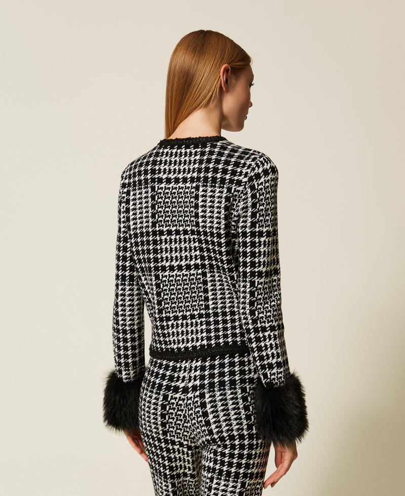 Chequered knit jacket with faux fur Snow White/Black Check Woman 252TT3040_12907_03