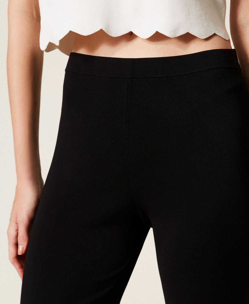 Pantalon &eacute;vas&eacute; en maille Noir Femme 261TP3130_00006_04