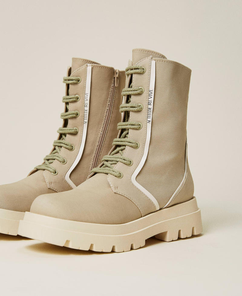 Combat boots with contrasting trim Sahara Woman 221ACT040-01