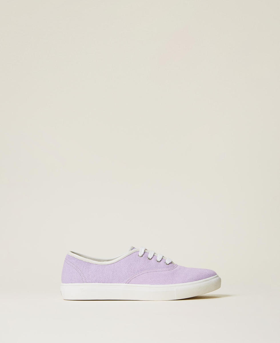 Lace-up fabric trainers