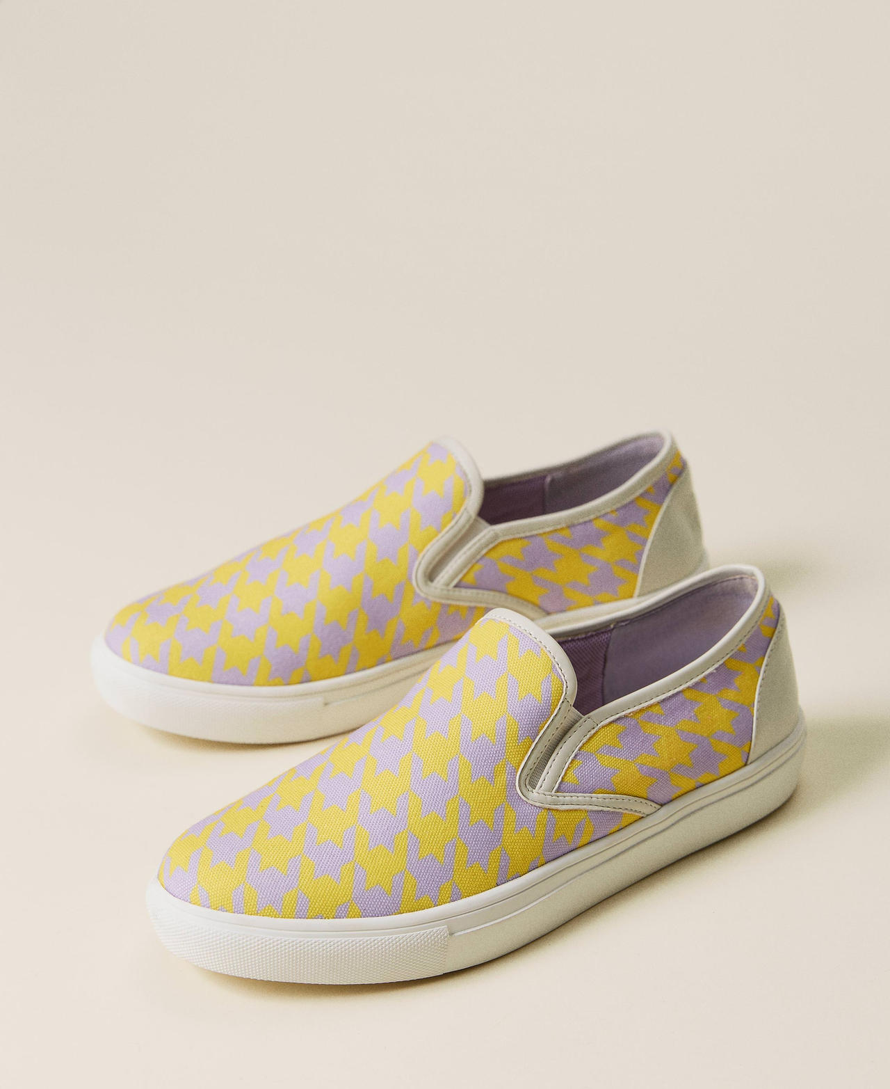 Slip-on-Sneaker mit Dessin Hahnentrittmuster „Pastel Lilac“-Violett / Leuchtendes Gelb Frau 221ACT152-03
