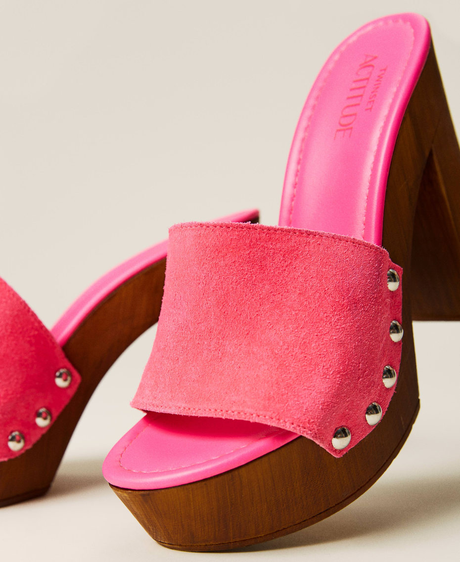 Sandalias de piel fl&uacute;or