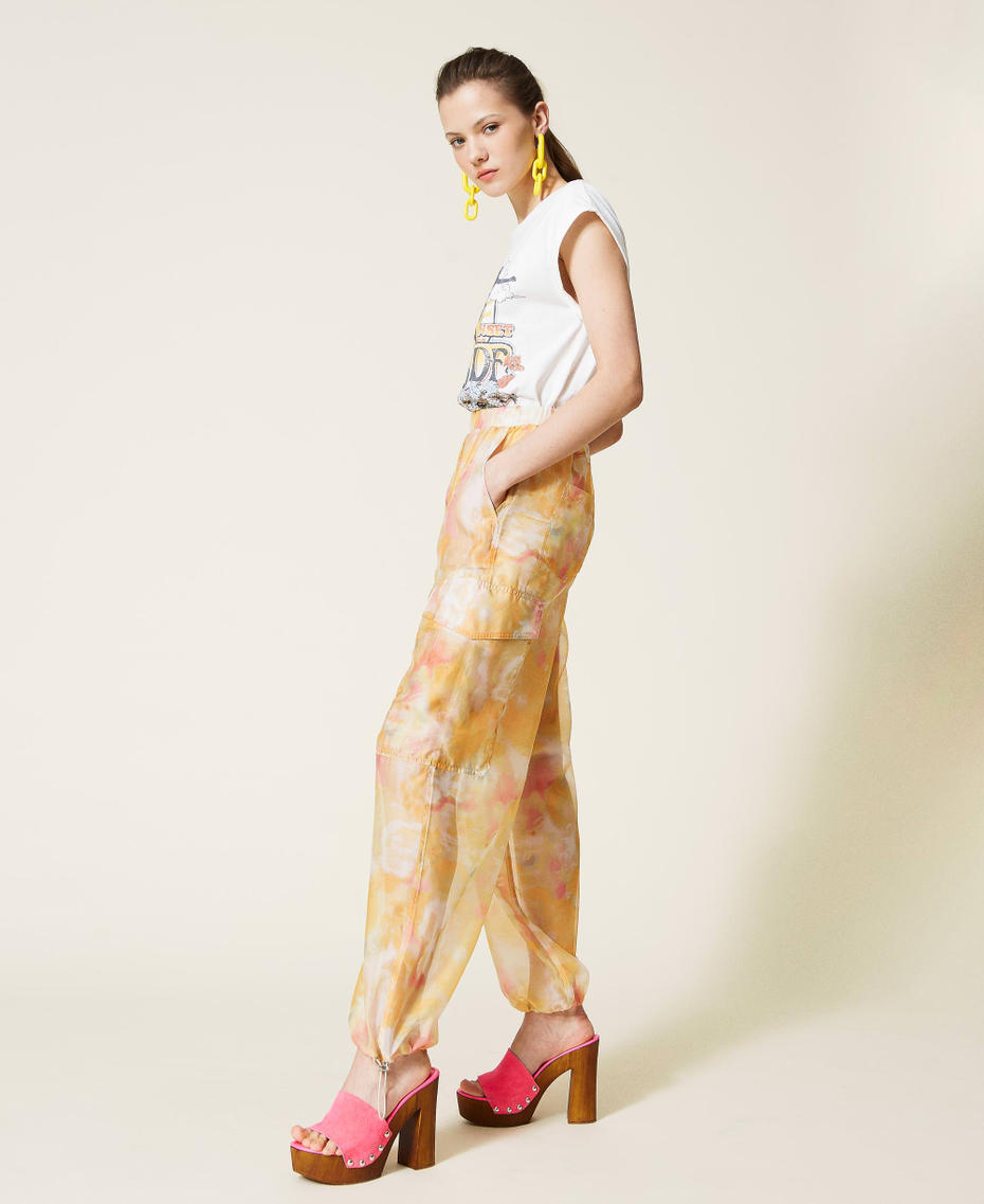 Sandalias de piel fl&uacute;or