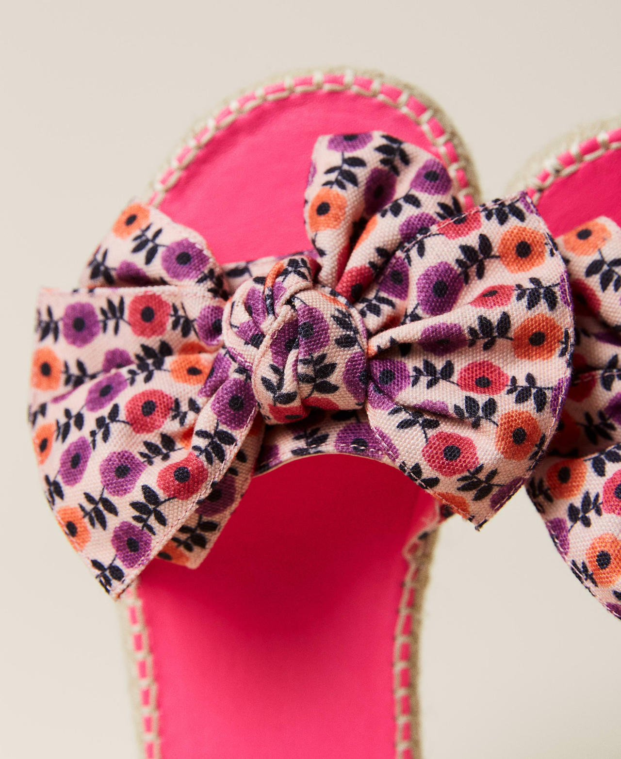 Pink clearance bow sliders