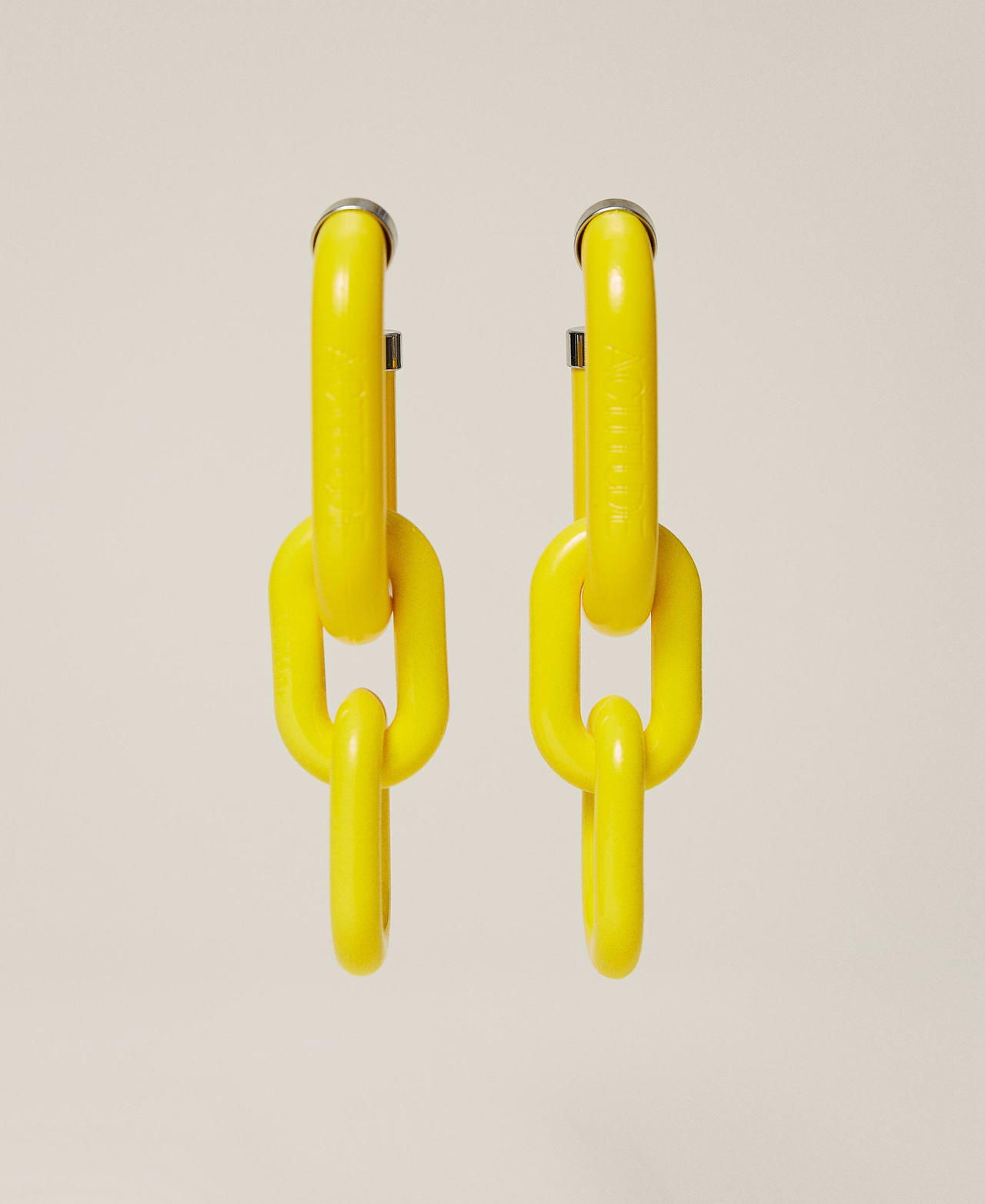 Orecchini con maxi catena