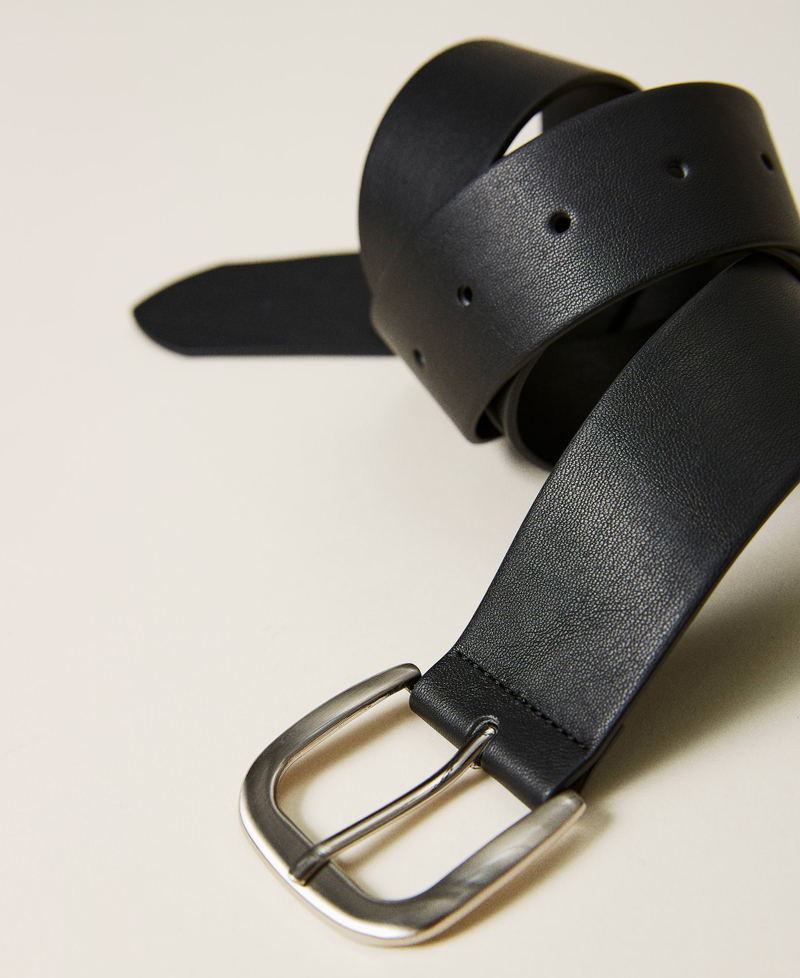 Cintura con fibbia in metallo