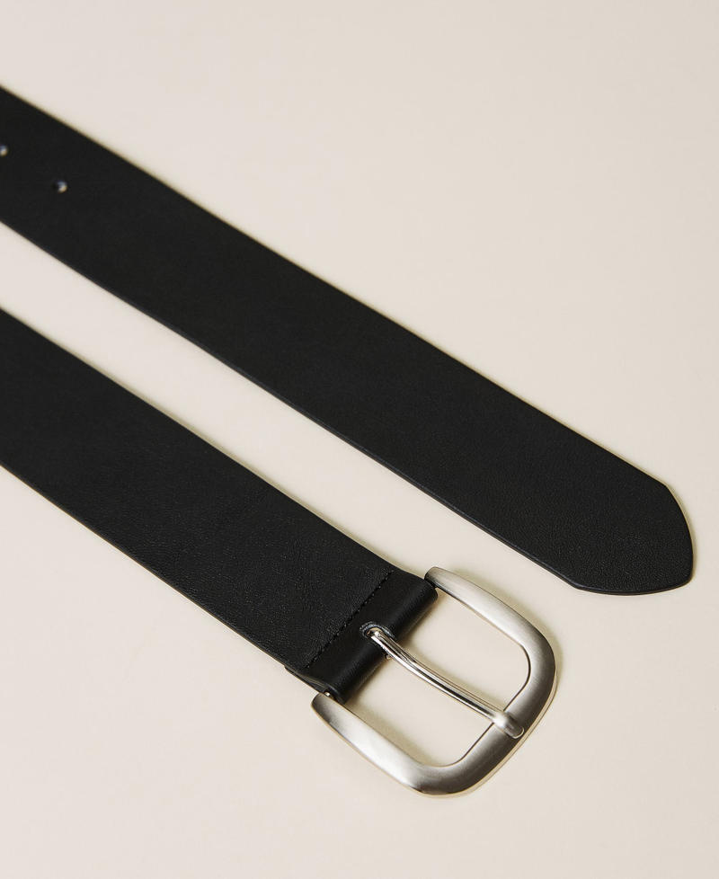 Cintura con fibbia in metallo