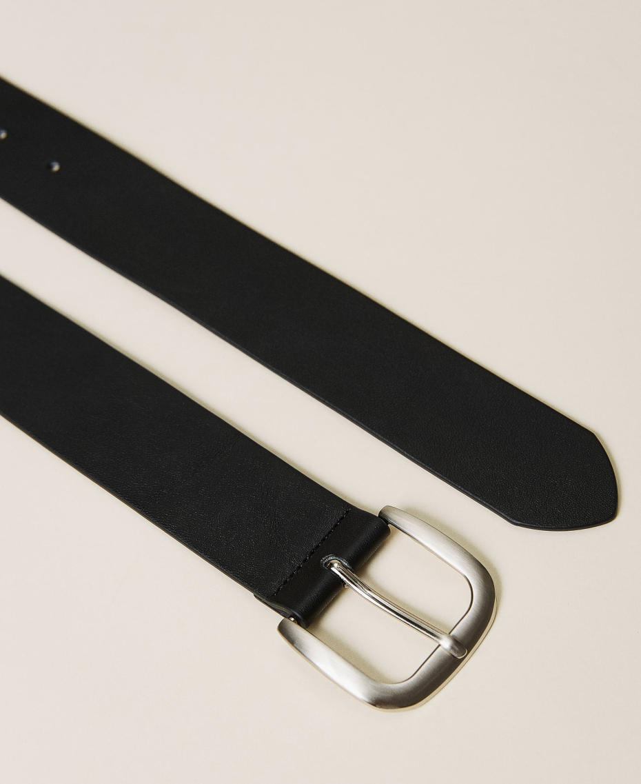 Cintura con fibbia in metallo