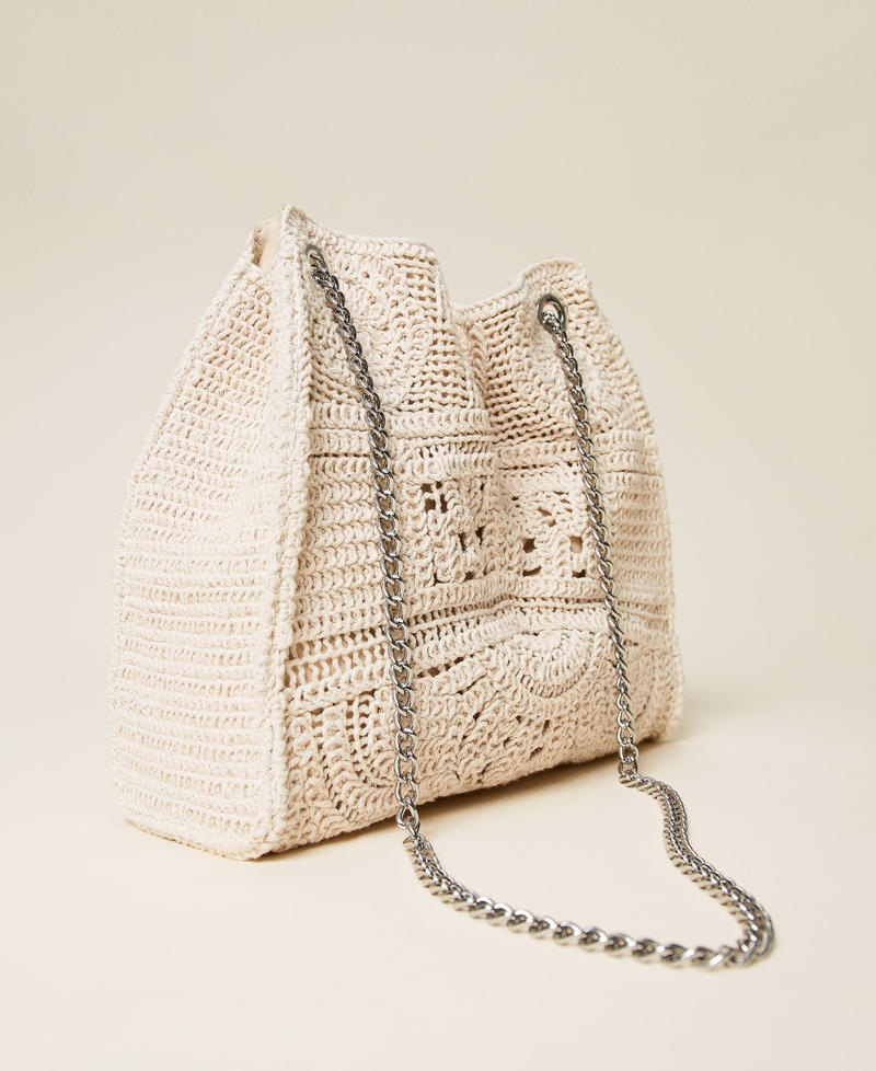 Crochet shopper