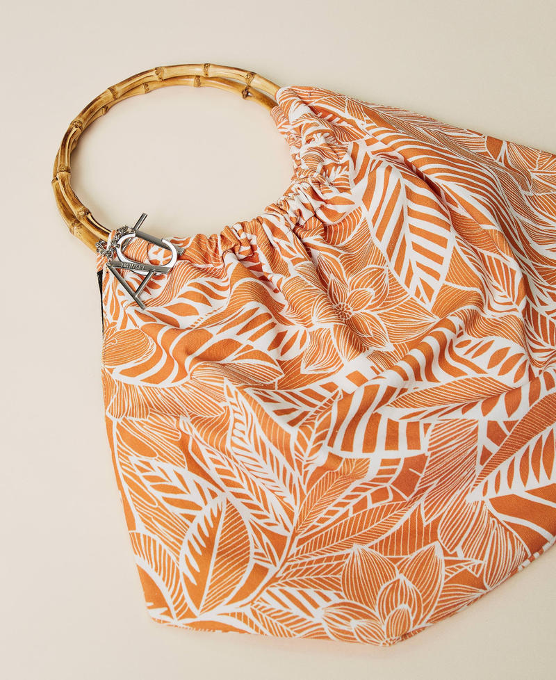 Canvas shopper with charms