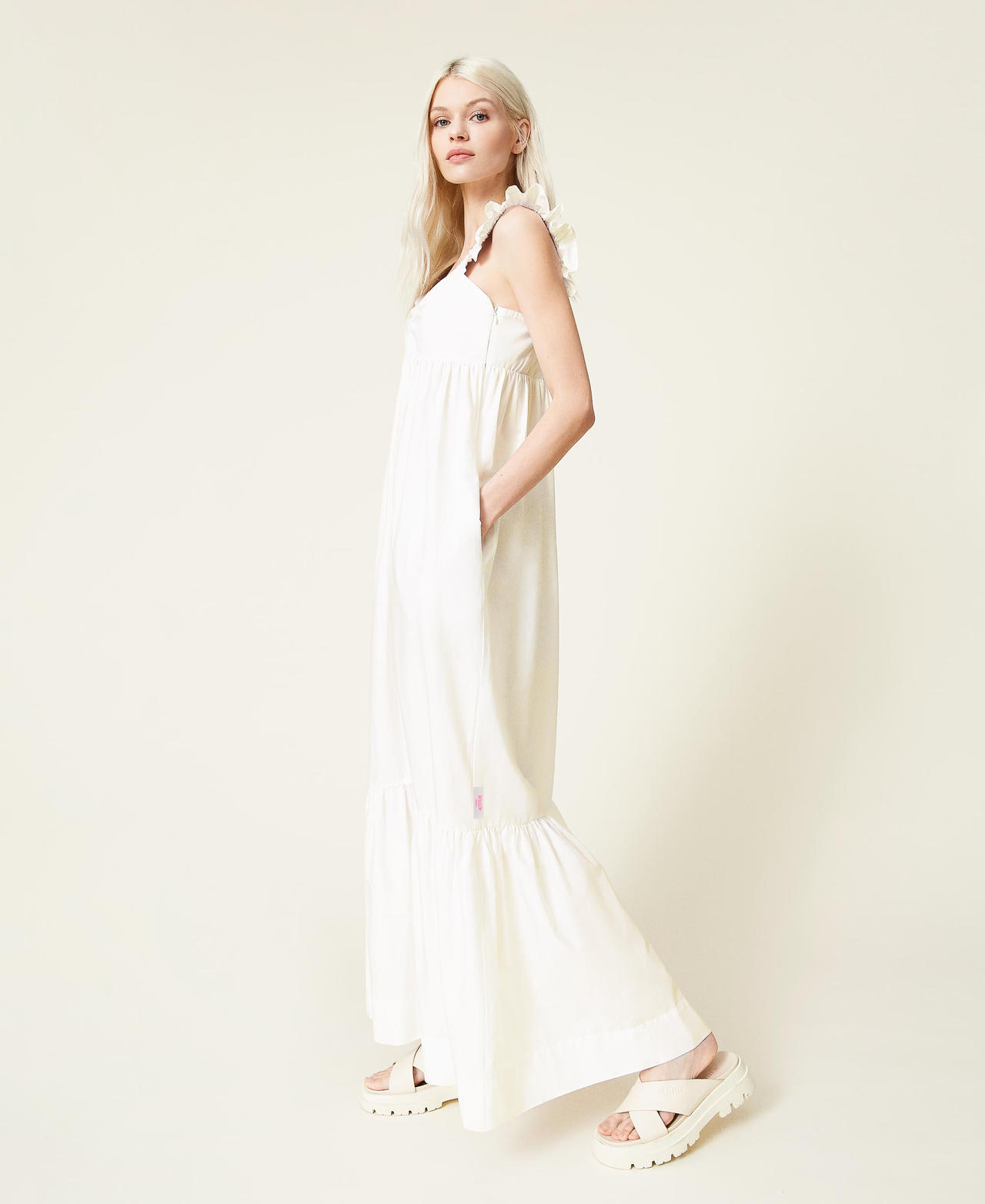 Long poplin dress with ruffles