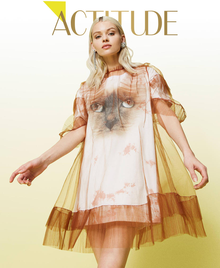 Maxi t-shirt and tulle dress
