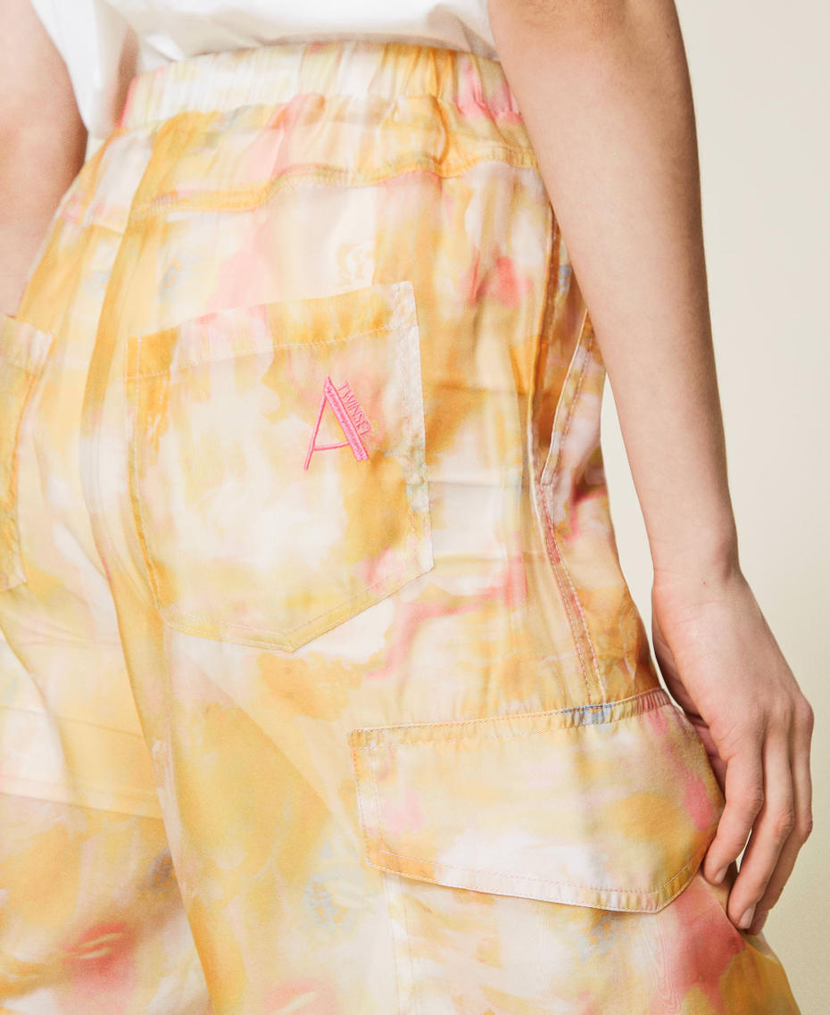 Cargohose aus Organza