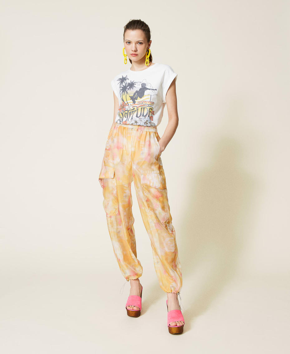 Cargohose aus Organza