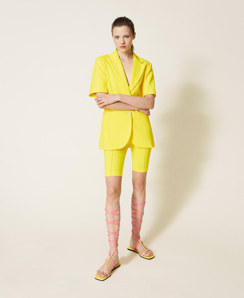 Облегающие шорты-бермуды с карманами Желтый Яркий женщина 221AT2167-02