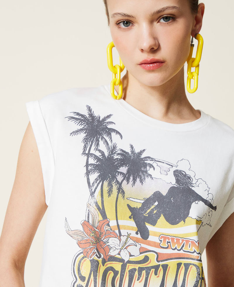 Printed t-shirt with logo