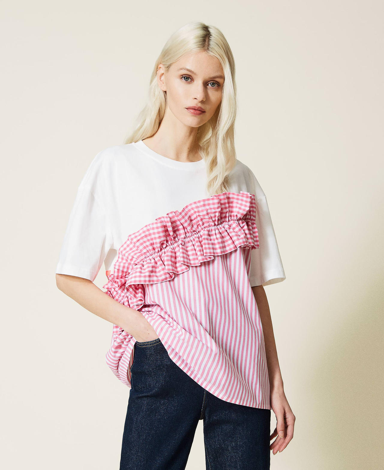 Camiseta con inserción a rayas y Vichy Bicolor Off White / Rosa «Hot Pink» Mujer 221AT2250-02