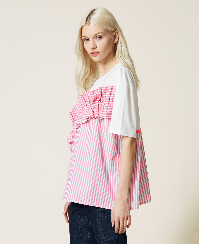 Camiseta con inserción a rayas y Vichy Bicolor Off White / Rosa «Hot Pink» Mujer 221AT2250-03