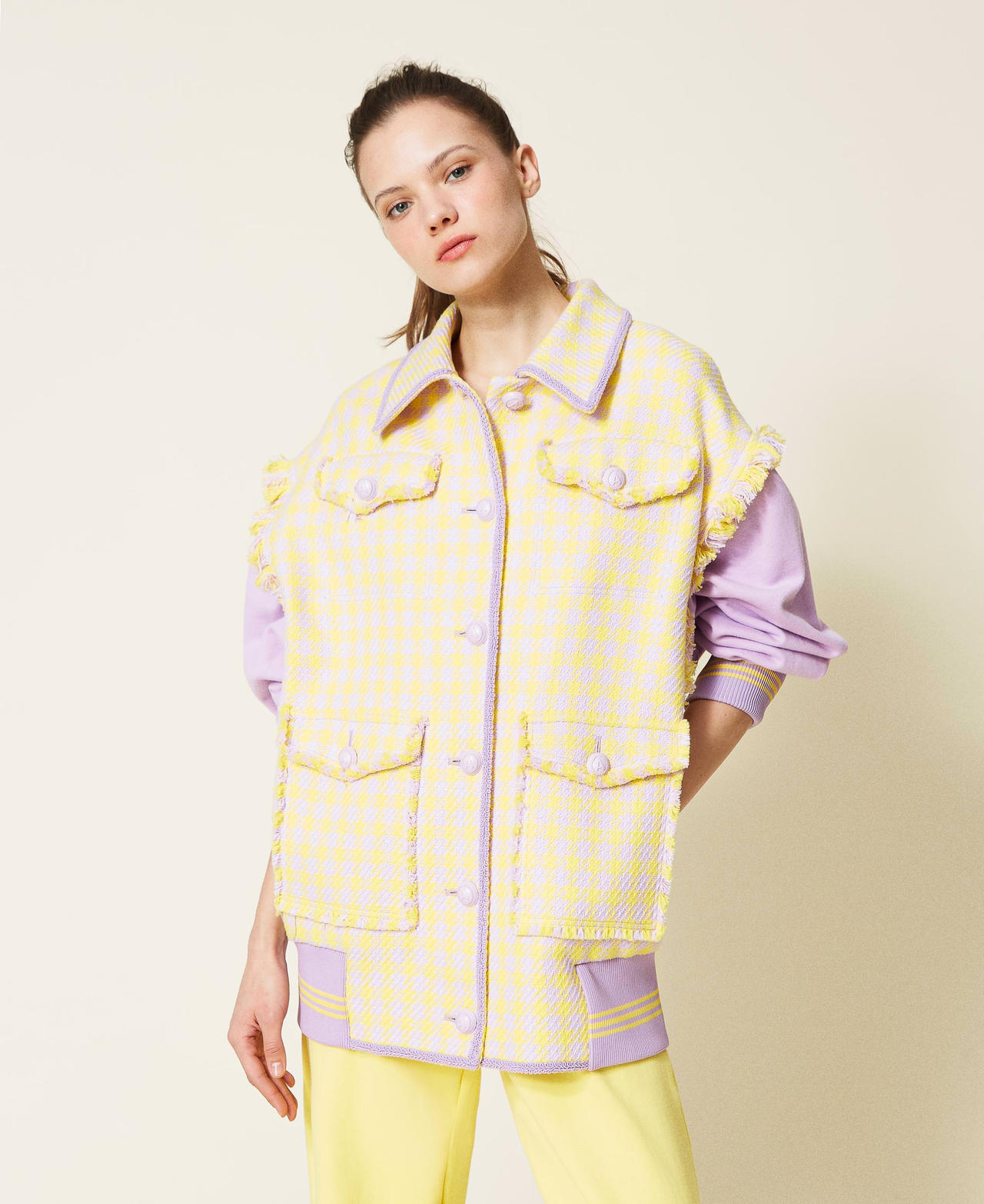 Houndstooth jacket with removable sleeves