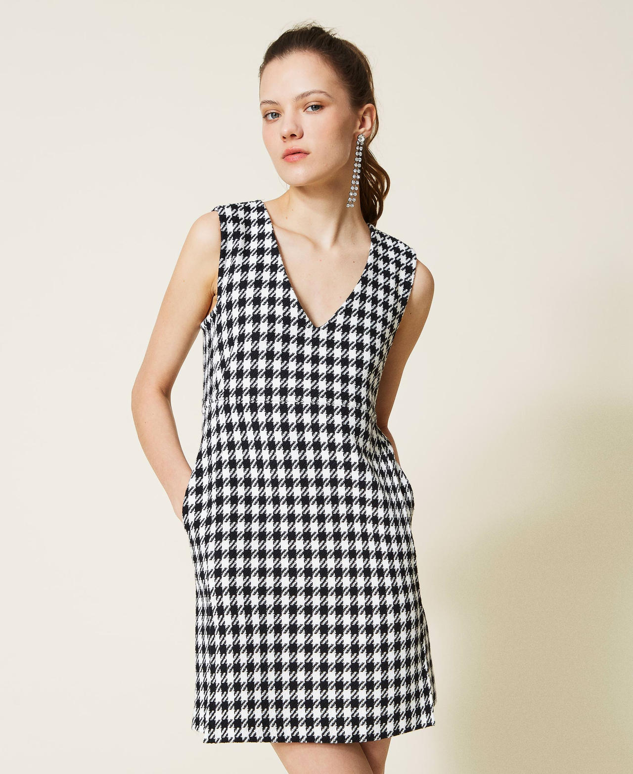 Houndstooth short dress Black / Off White Houndstooth Woman 221AT2275-03