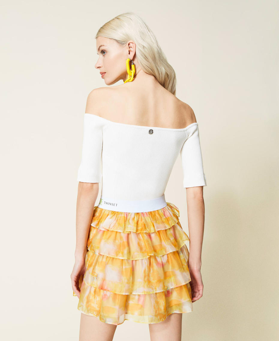 Falda de organza estampada