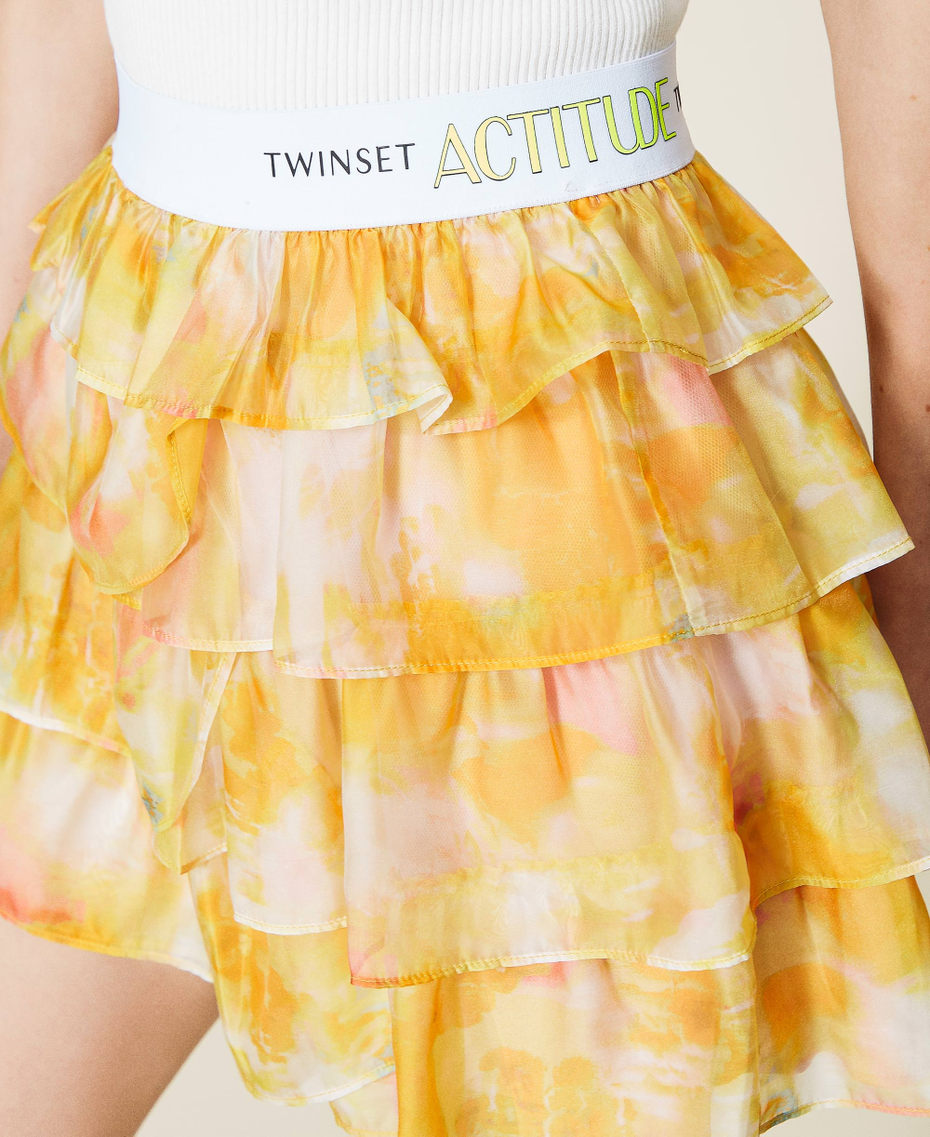 Falda de organza estampada