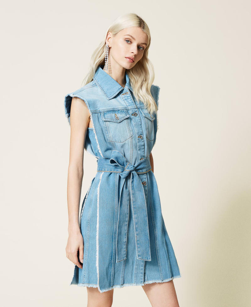 Джинсовое платье-рубашка