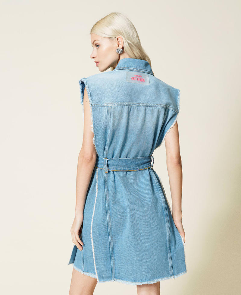 Джинсовое платье-рубашка