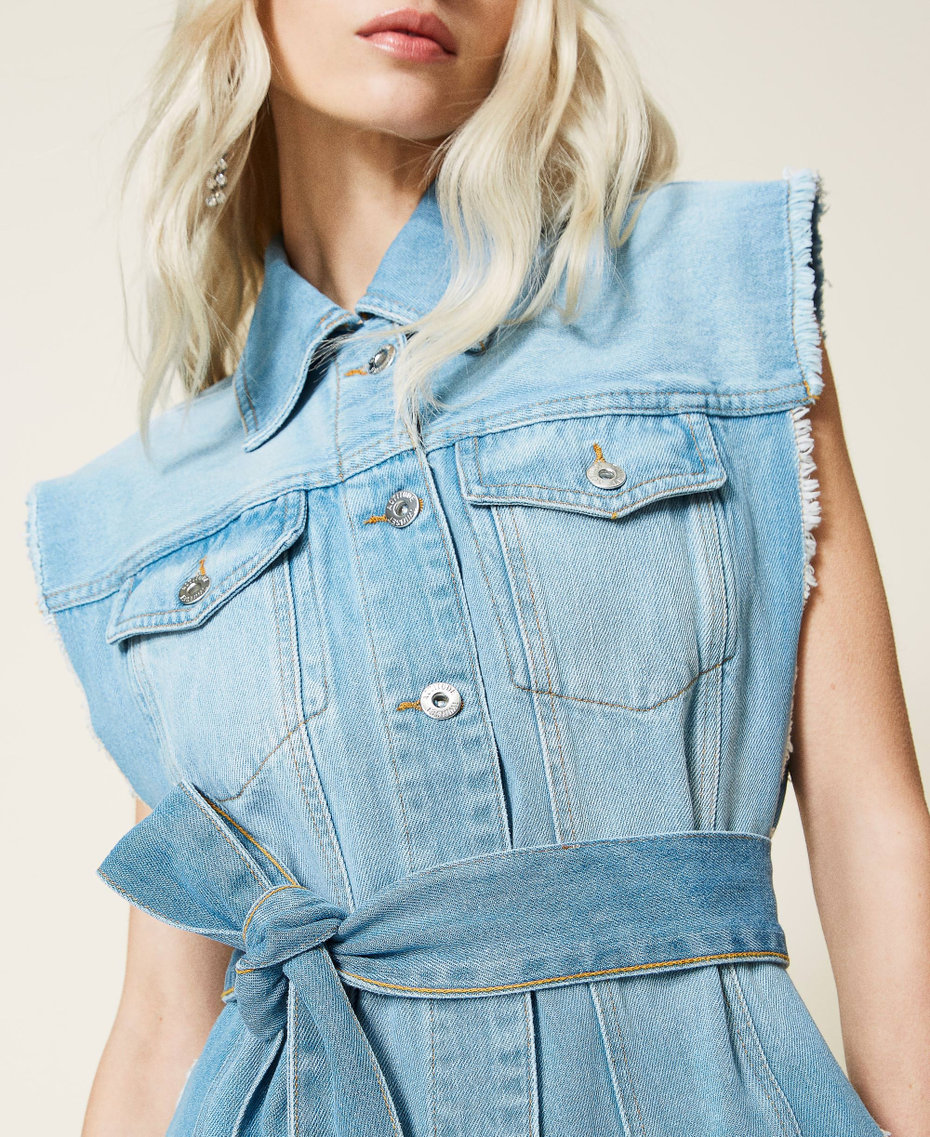 Джинсовое платье-рубашка