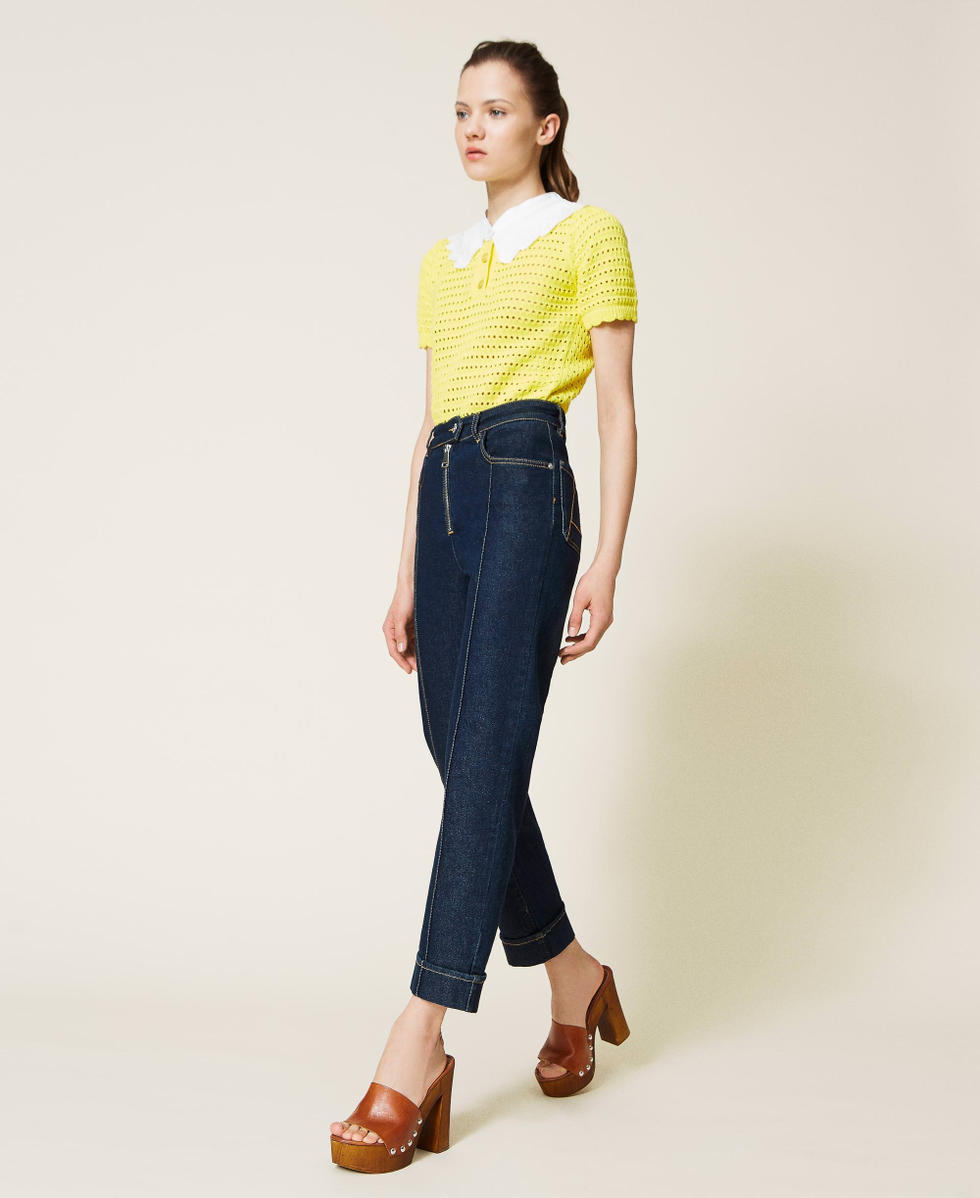 Straight leg jeans with fold