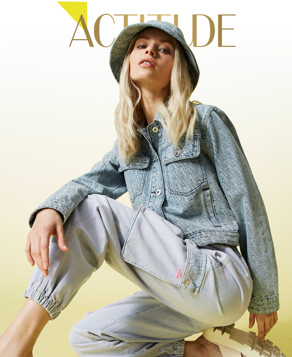 Vaqueros joggers con bolsillos