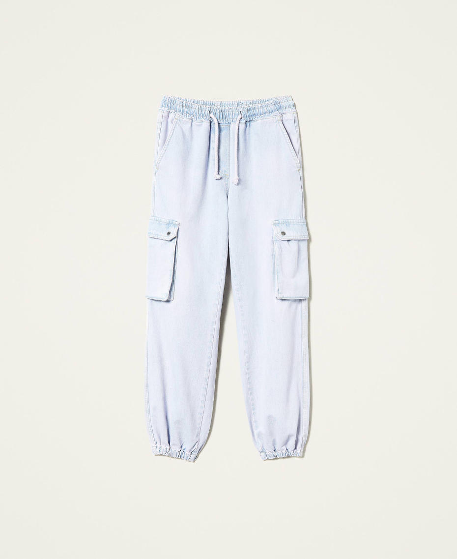 Vaqueros joggers con bolsillos