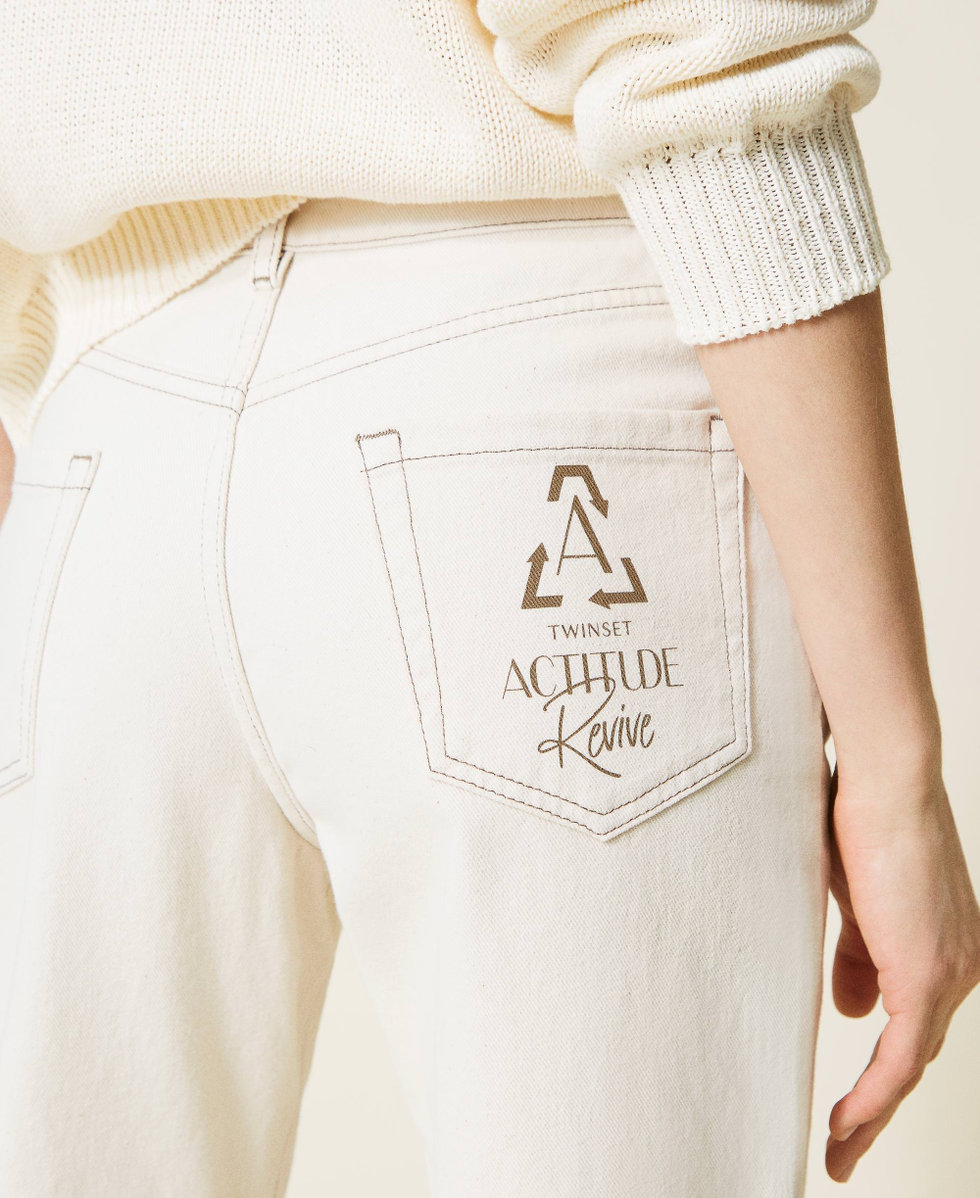 Trousers with organic cotton