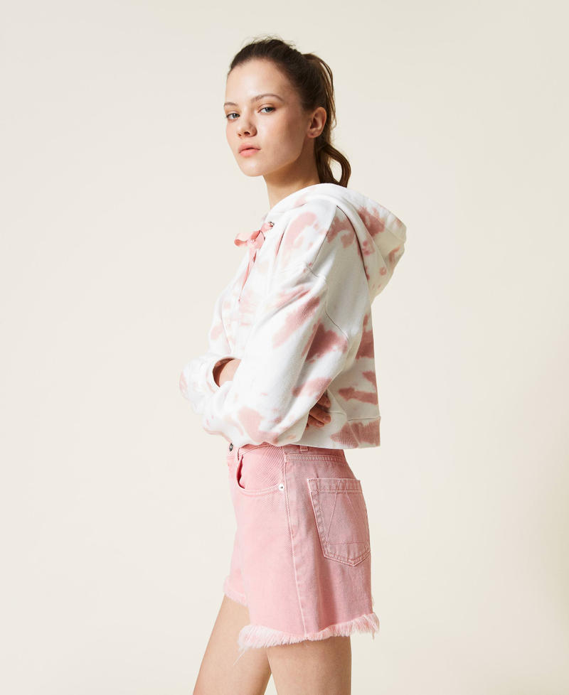 Bull shorts with frayed hem "Hot Pink" Woman 221AT2366-02