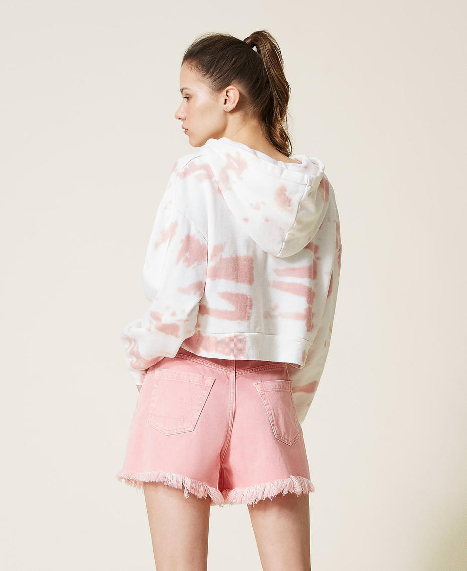 Shorts aus Bull-Denim mit Fransen am Beinabschluss „Hot Pink“-Rosa Frau 221AT2366-04